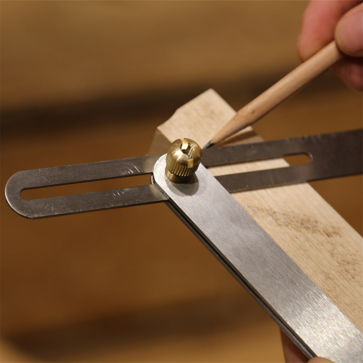 SHINWA Aluminum Adjustable Sliding T Bevel Gauge Miter Square Dovetail Marker Layout Tool Multifunctional Free Angle Ruler for Woodworking