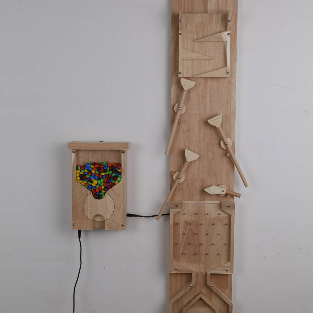 Wall Mounted Oak Wood Bottle Opener - Creative Candy Machine Design Bottle Opener for Kitchen, Bar & Restaurant