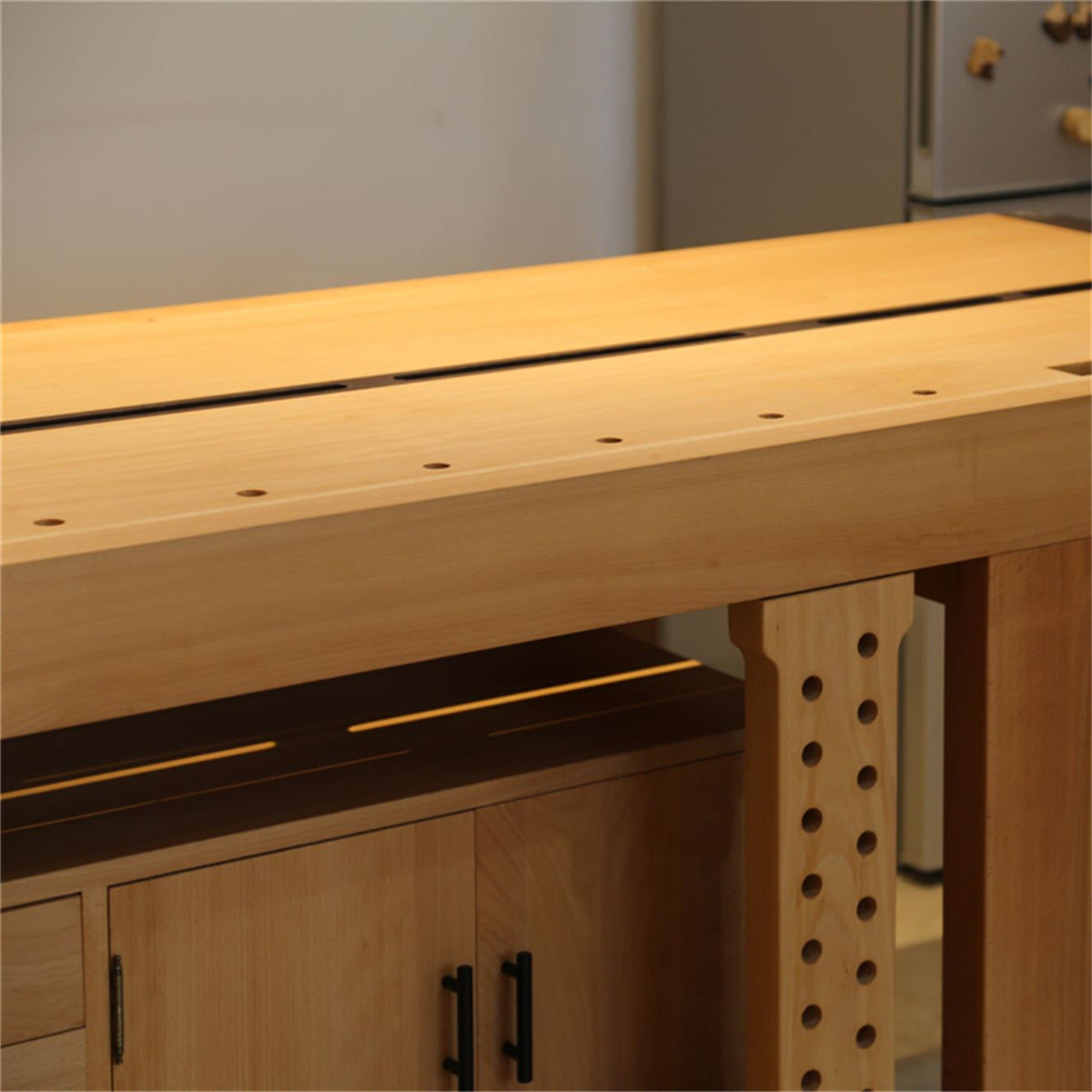 Custom Roubo Style Woodworking Workbench - Multifunctional Solid Wood Saw Table & Professional Carpenter Work Station